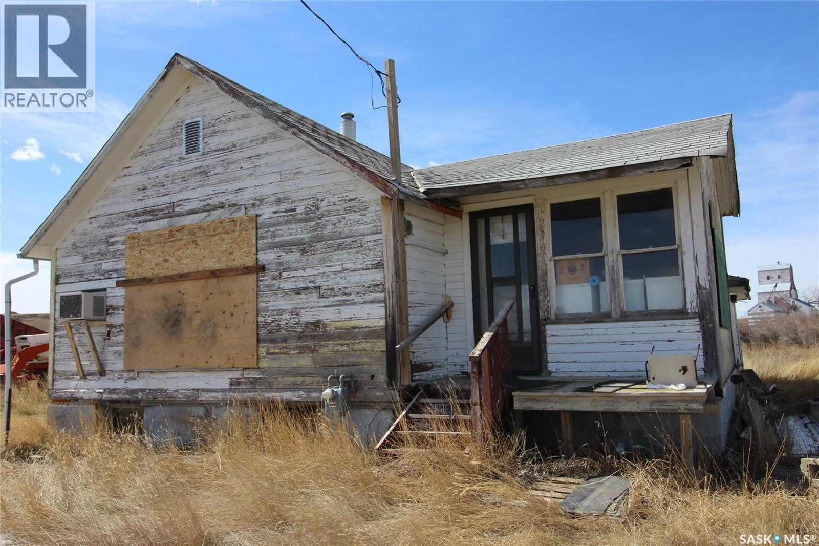 0 Railway Street E, Eastend, Saskatchewan  S0N 0T0 - Photo 12 - SK033572