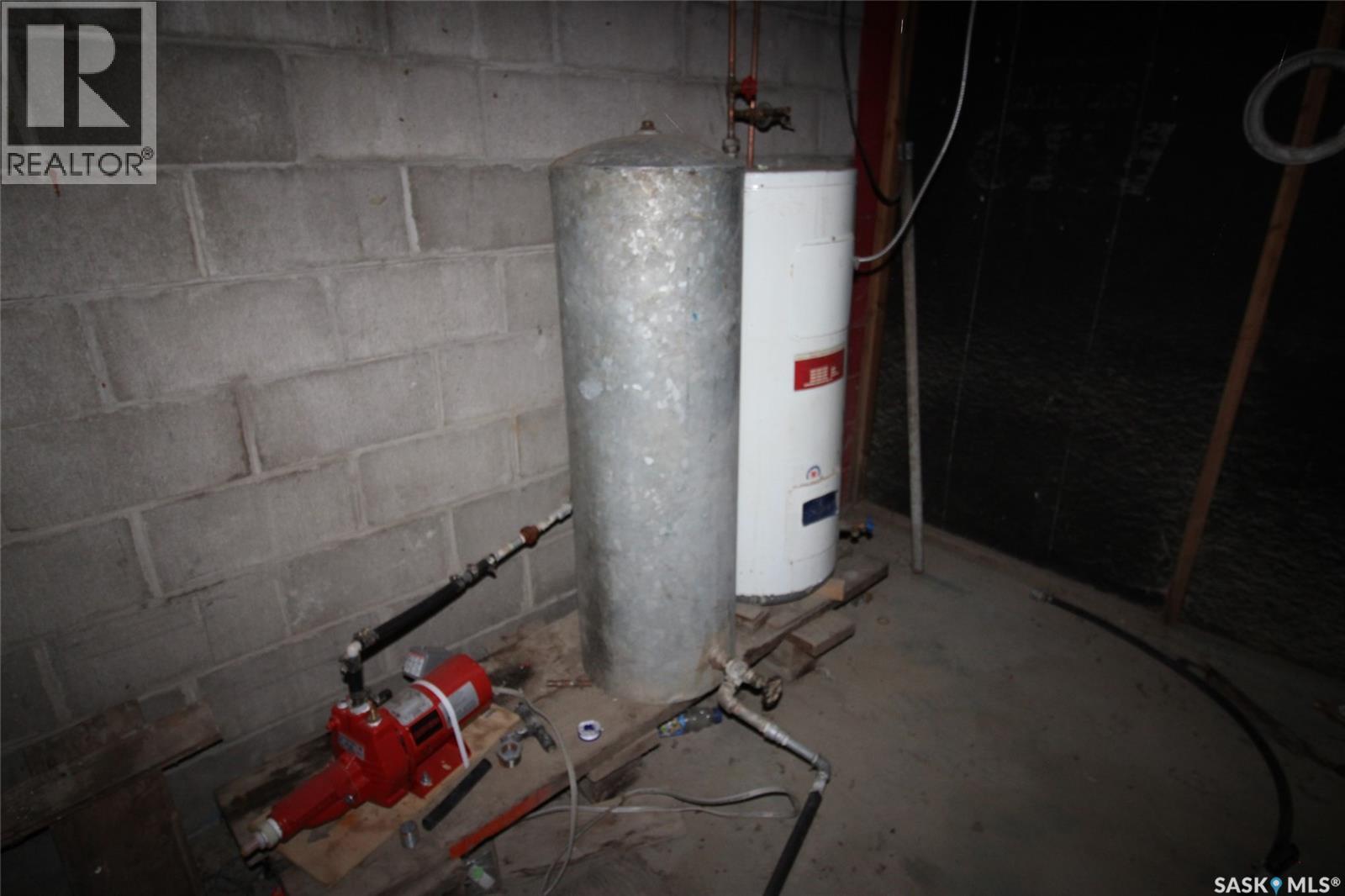 0 Railway Street E, Eastend, Saskatchewan  S0N 0T0 - Photo 15 - SK033572