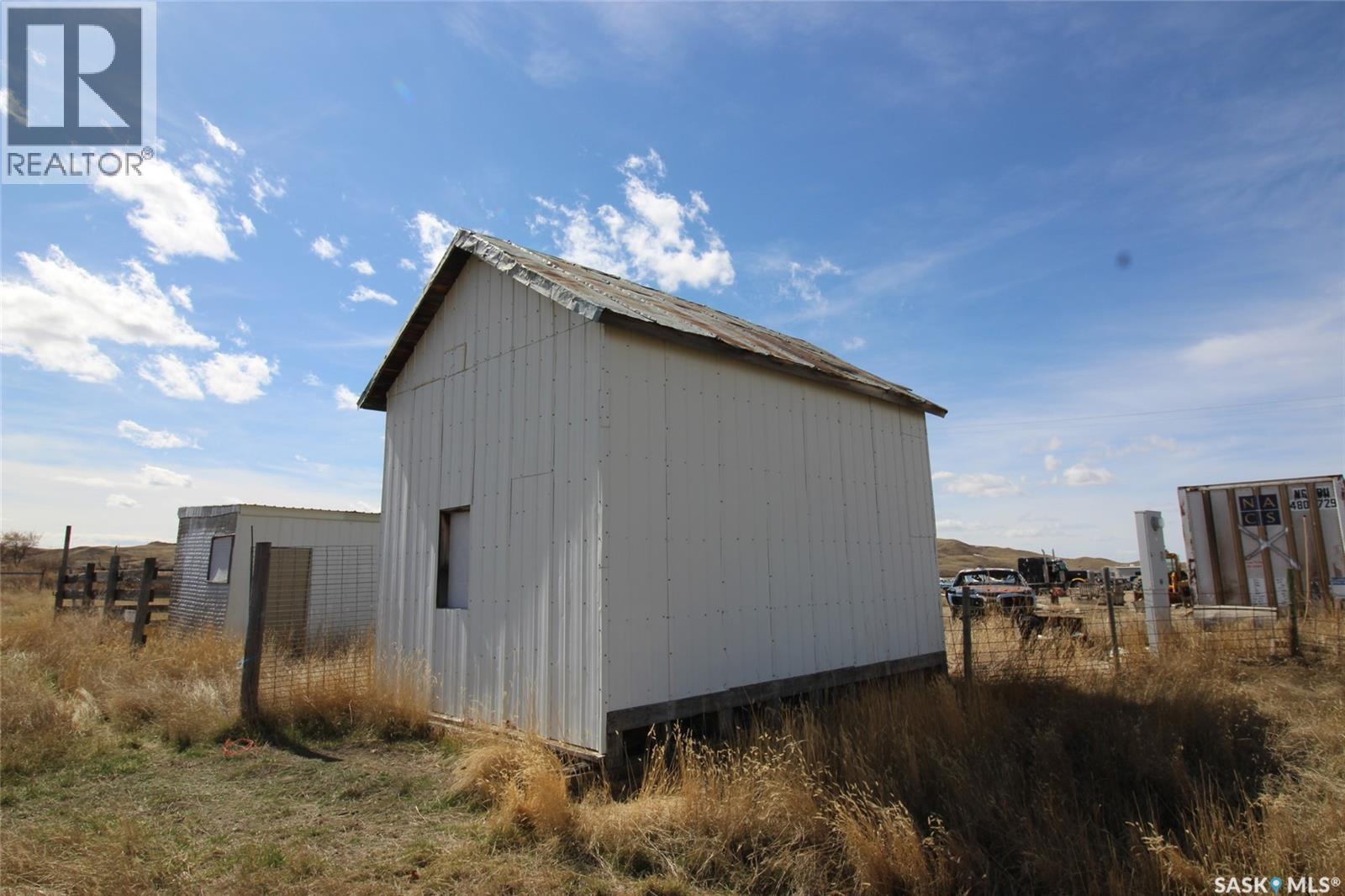 0 Railway Street E, Eastend, Saskatchewan  S0N 0T0 - Photo 19 - SK033572