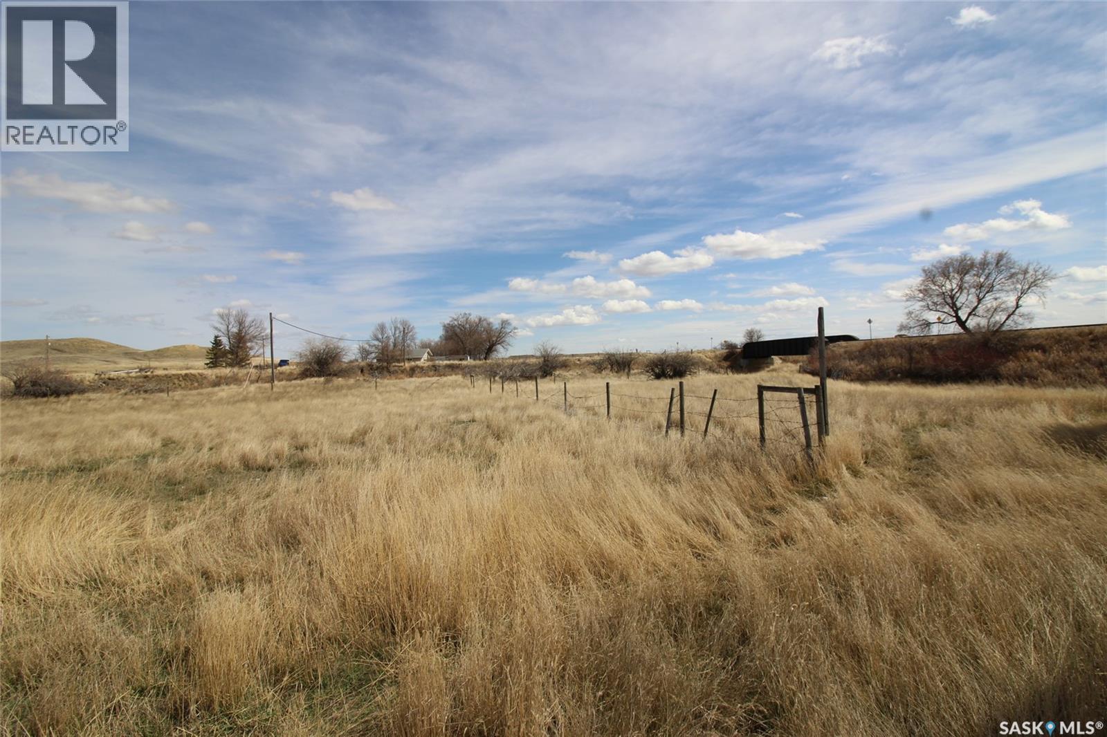 0 Railway Street E, Eastend, Saskatchewan  S0N 0T0 - Photo 32 - SK033572