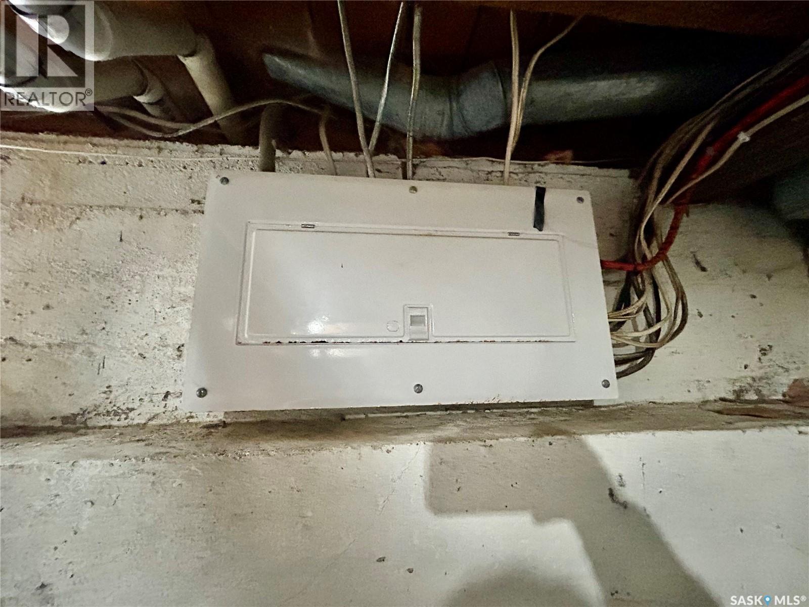 821 2nd Avenue E, Zenon Park, Saskatchewan  S0E 1W0 - Photo 23 - SK033568