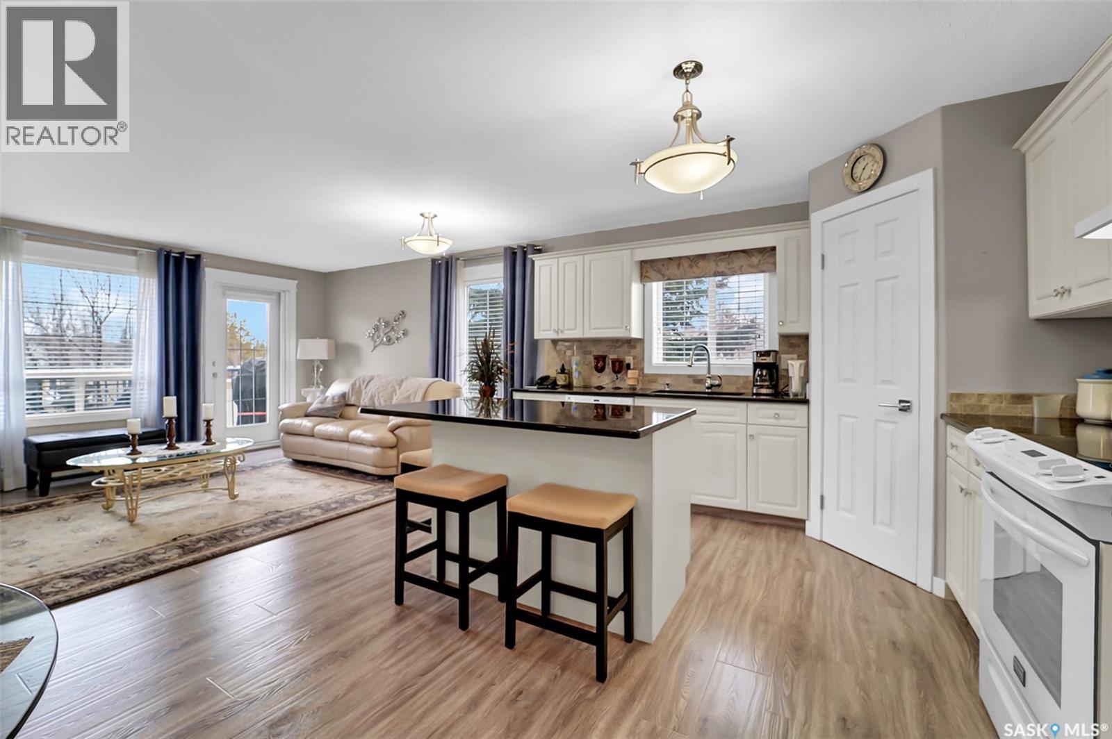 117 934 Heritage View, Saskatoon, Saskatchewan  S7V 1E9 - Photo 3 - SK033425