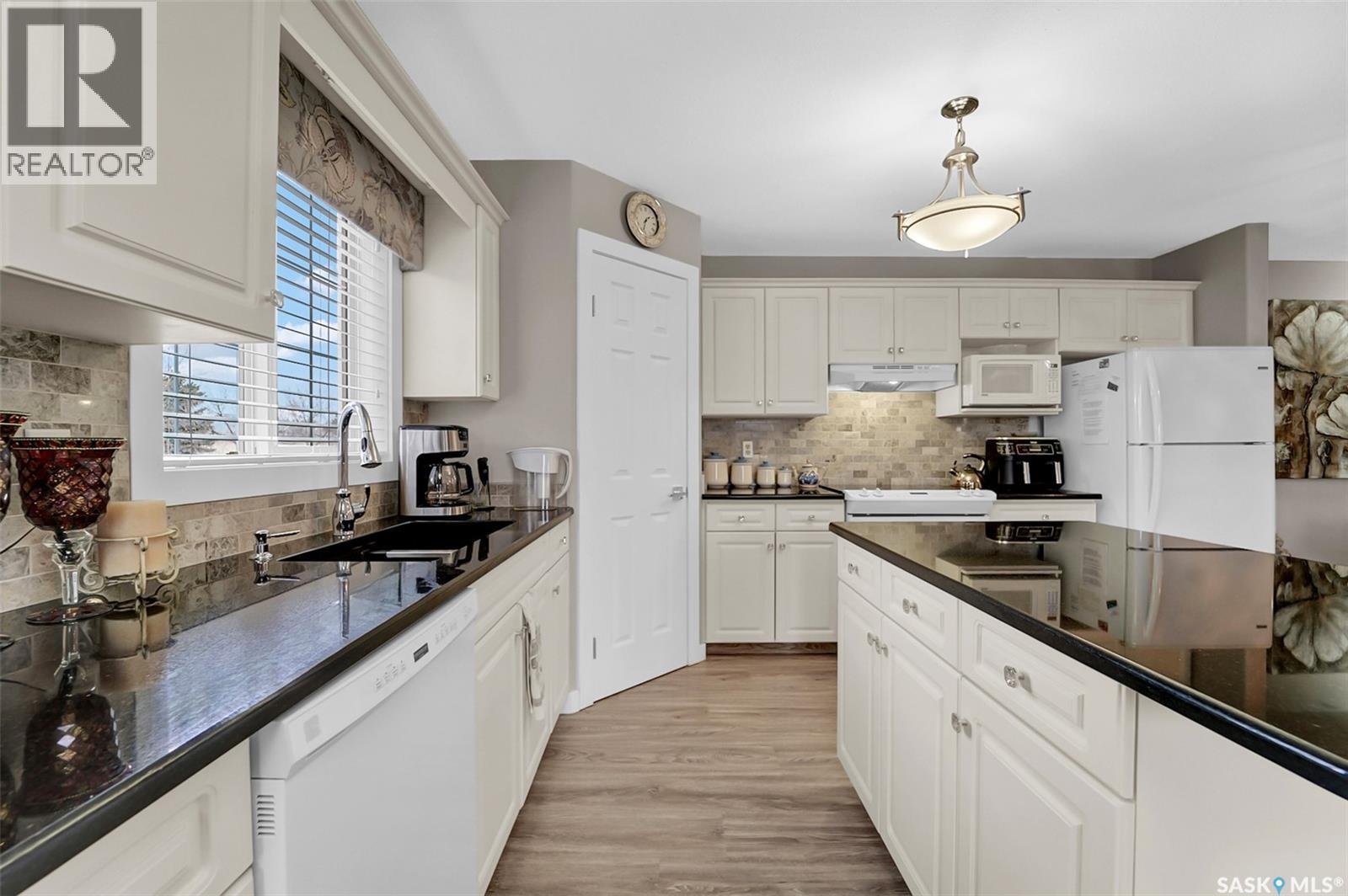 117 934 Heritage View, Saskatoon, Saskatchewan  S7V 1E9 - Photo 5 - SK033425