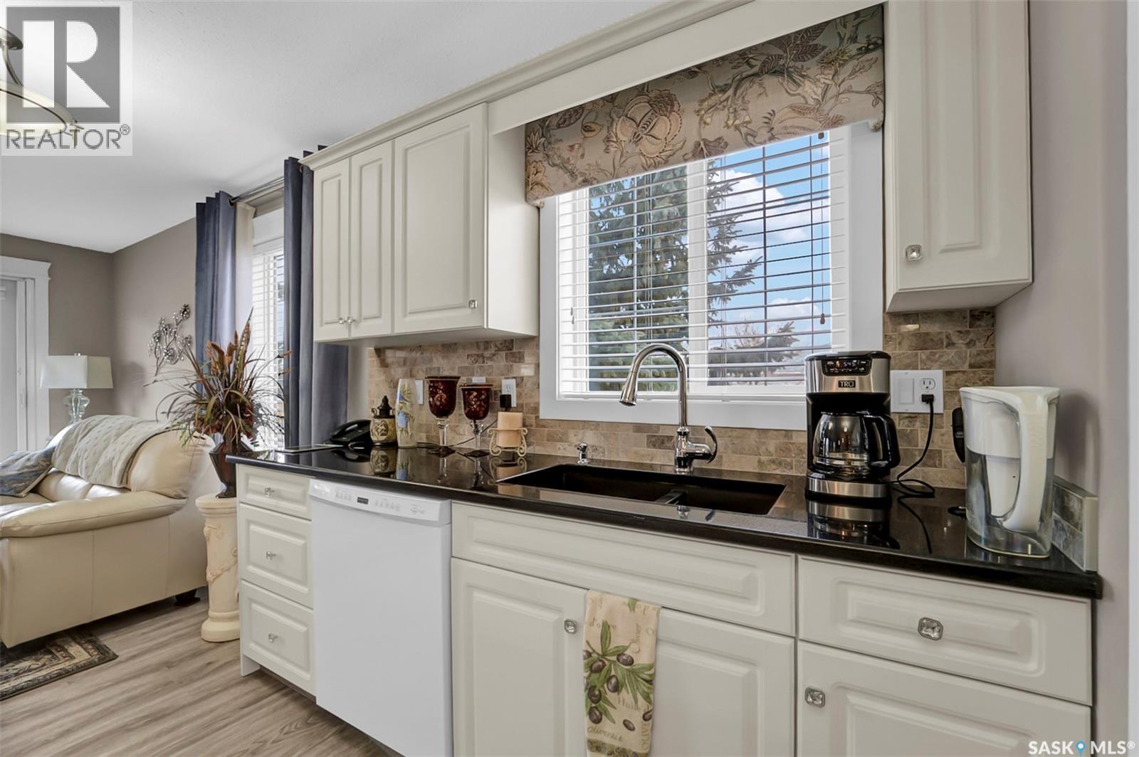 117 934 Heritage View, Saskatoon, Saskatchewan  S7V 1E9 - Photo 7 - SK033425