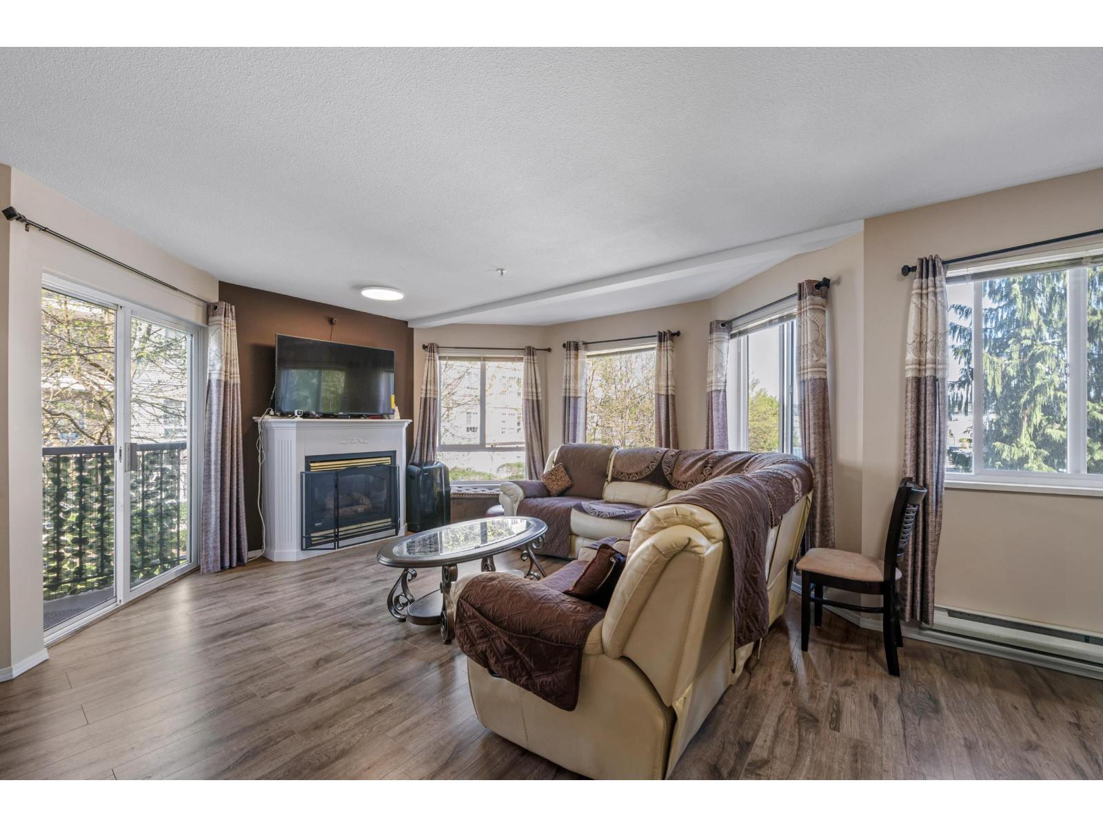 211 31831 Peardonville Road, Abbotsford, British Columbia  V2T 1L5 - Photo 5 - R3113882