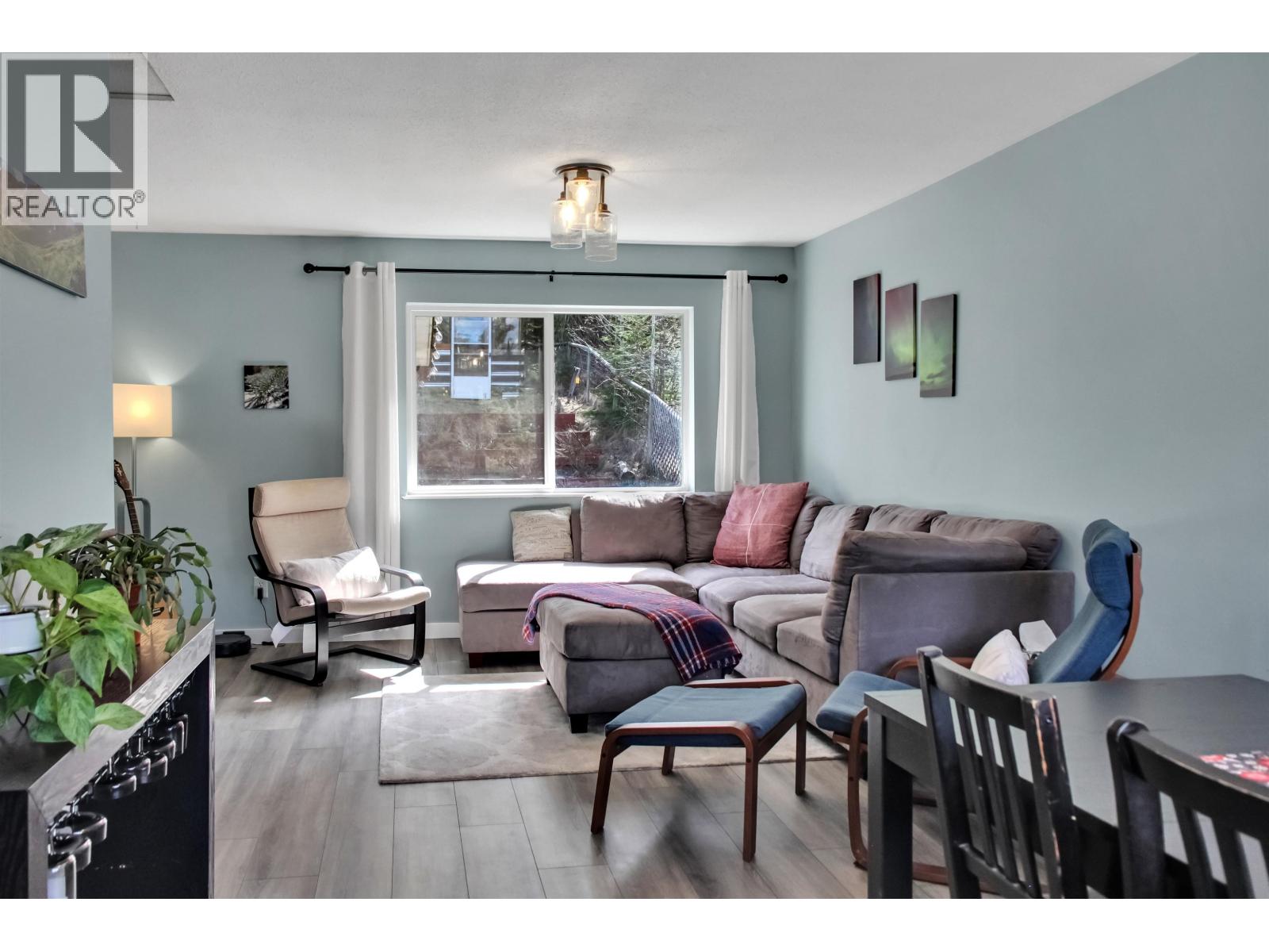 6332 Mulligan Drive, 100 Mile House, British Columbia  V0K 2E3 - Photo 7 - R3113861