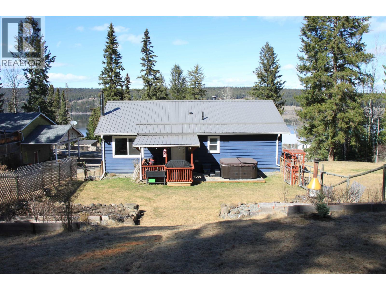 6332 Mulligan Drive, 100 Mile House, British Columbia  V0K 2E3 - Photo 23 - R3113861