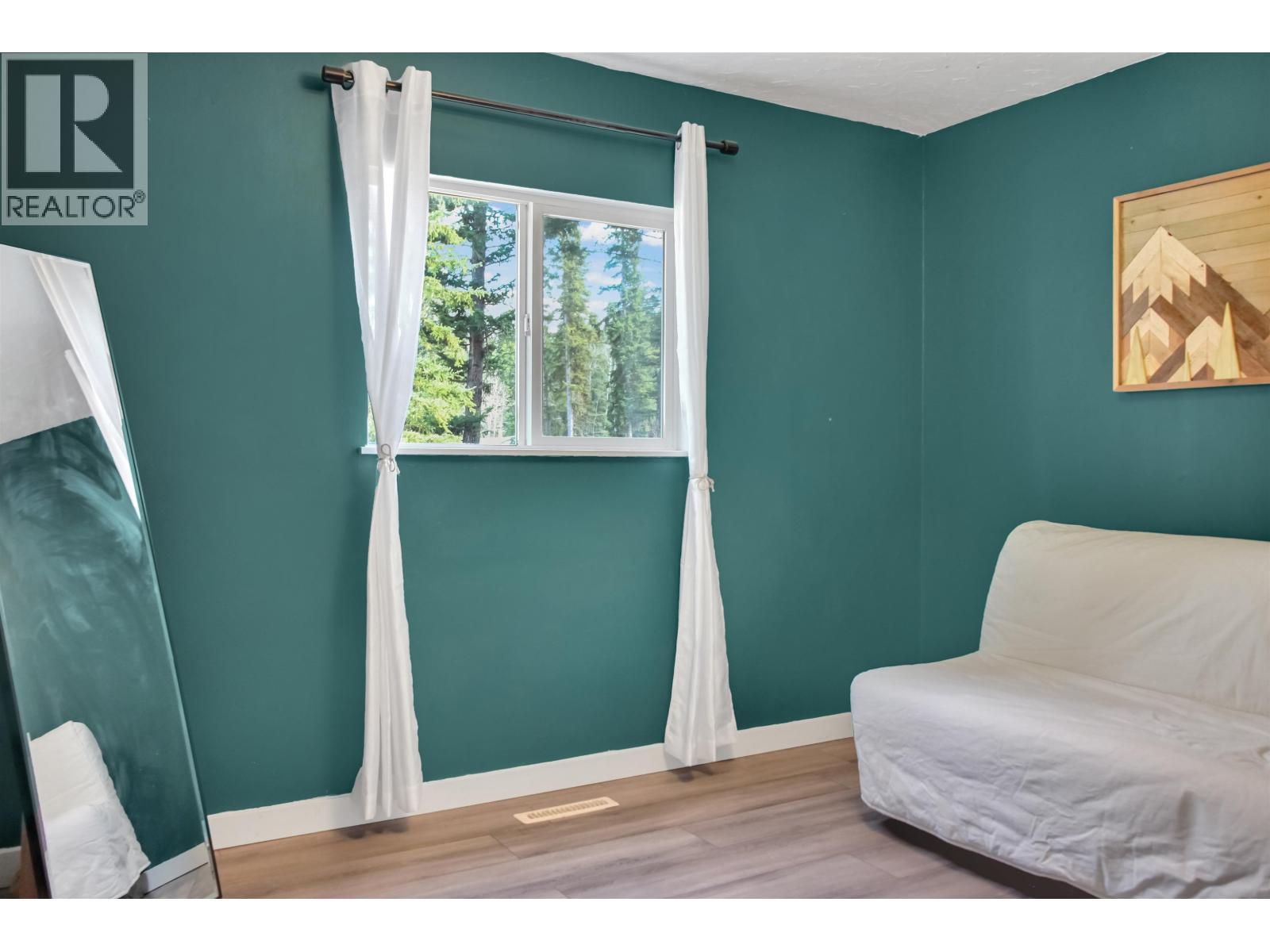 6332 Mulligan Drive, 100 Mile House, British Columbia  V0K 2E3 - Photo 14 - R3113861