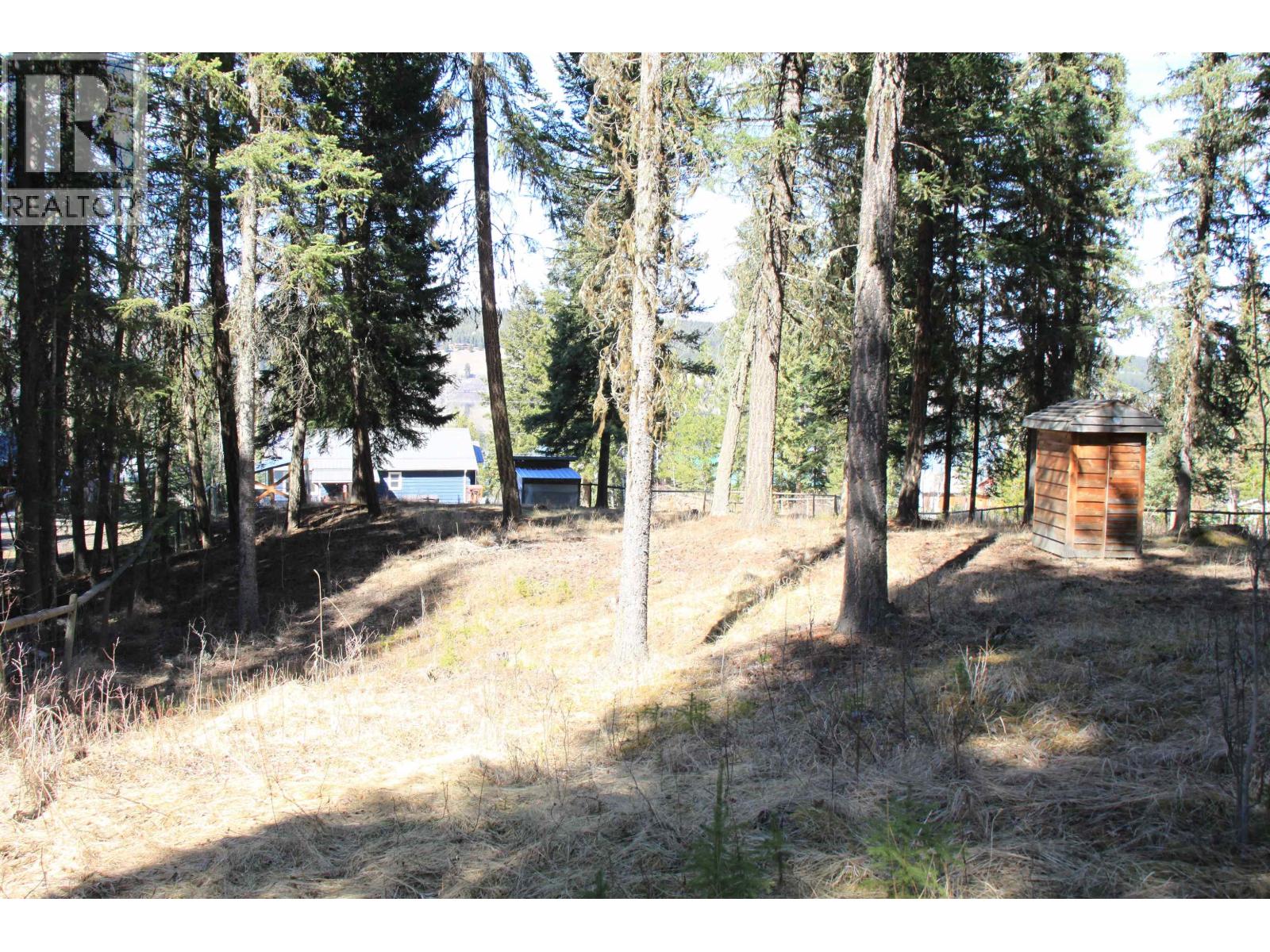 6332 Mulligan Drive, 100 Mile House, British Columbia  V0K 2E3 - Photo 31 - R3113861