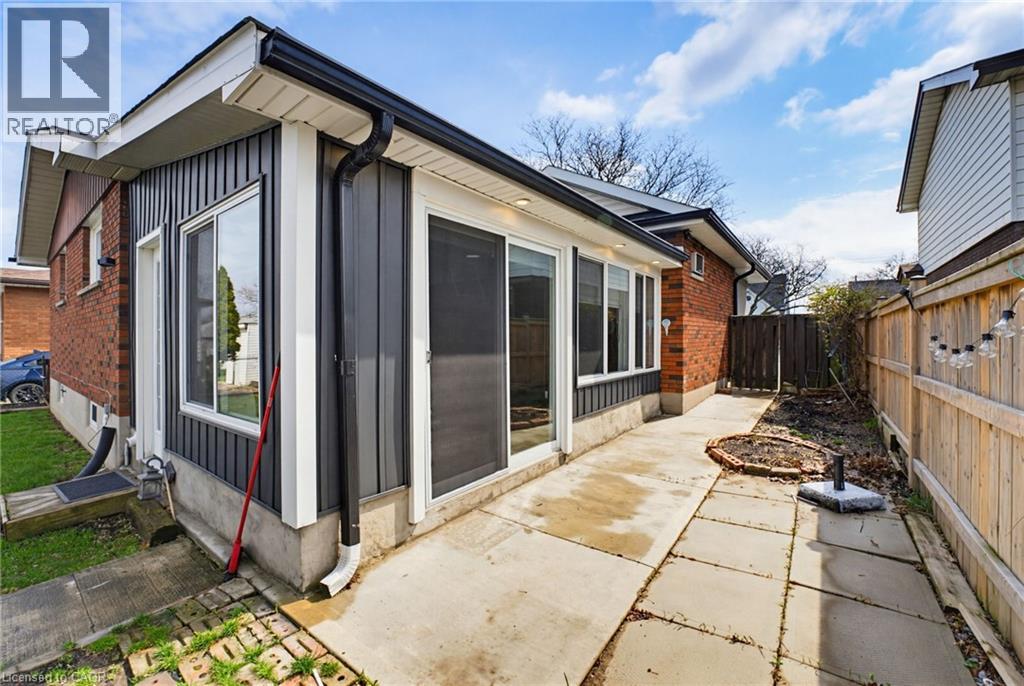 157 Hoover Crescent, Hamilton, Ontario  L9A 3H2 - Photo 35 - 40821617