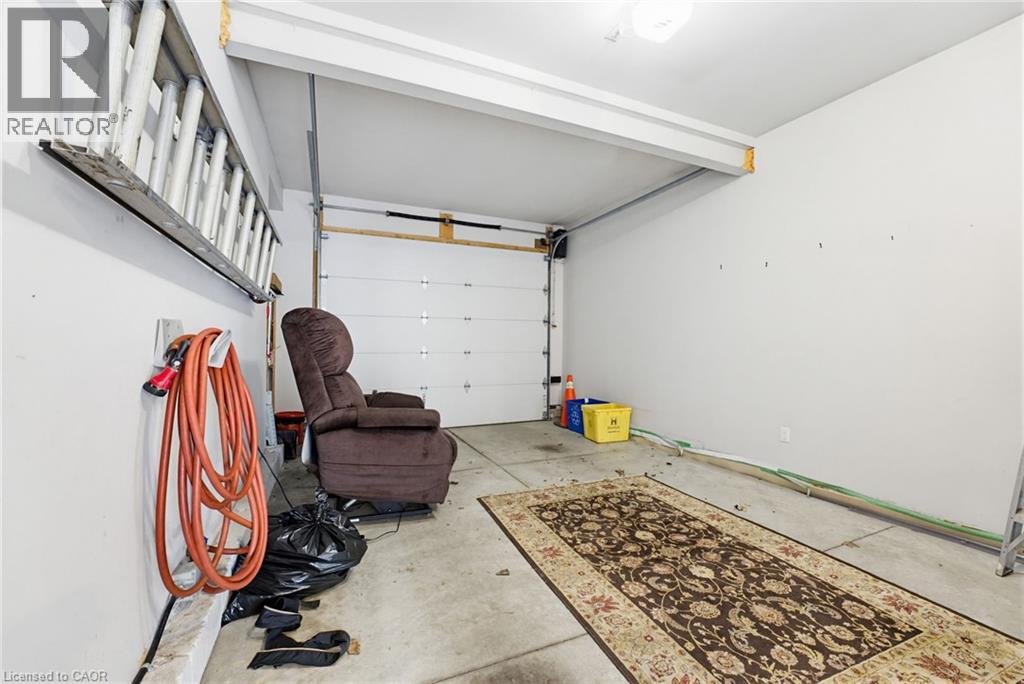 157 Hoover Crescent, Hamilton, Ontario  L9A 3H2 - Photo 34 - 40821617