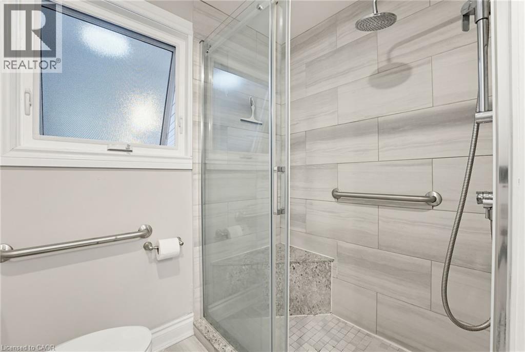 157 Hoover Crescent, Hamilton, Ontario  L9A 3H2 - Photo 21 - 40821617