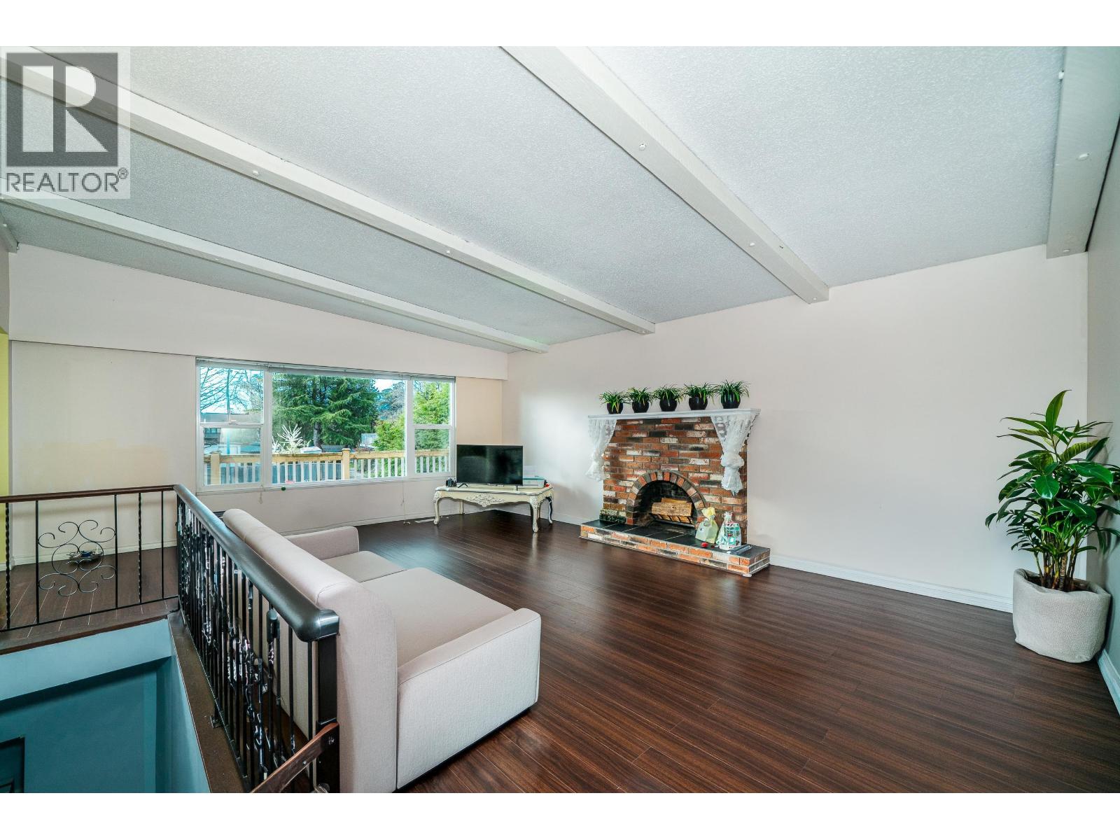 4831 Foxglove Crescent, Richmond, British Columbia  V7C 2K4 - Photo 6 - R3102755