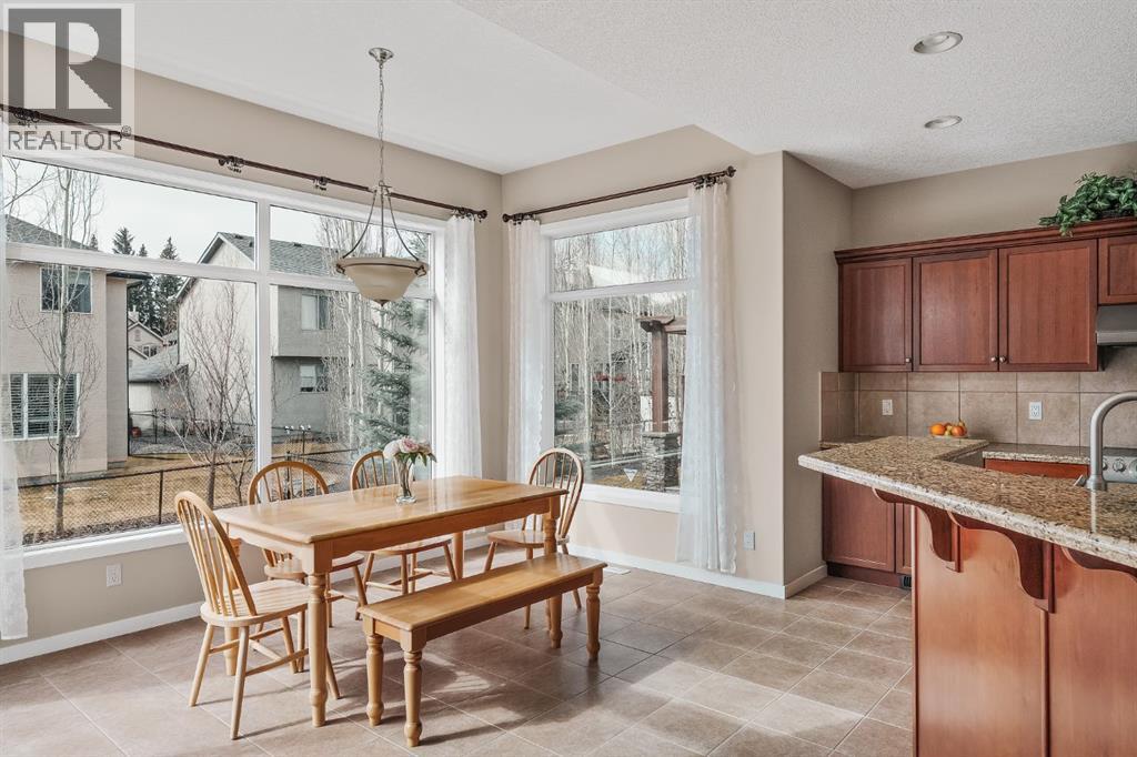 430 Discovery Ridge Boulevard SW, Calgary, Alberta  T3H 5T7 - Photo 13 - A2301240