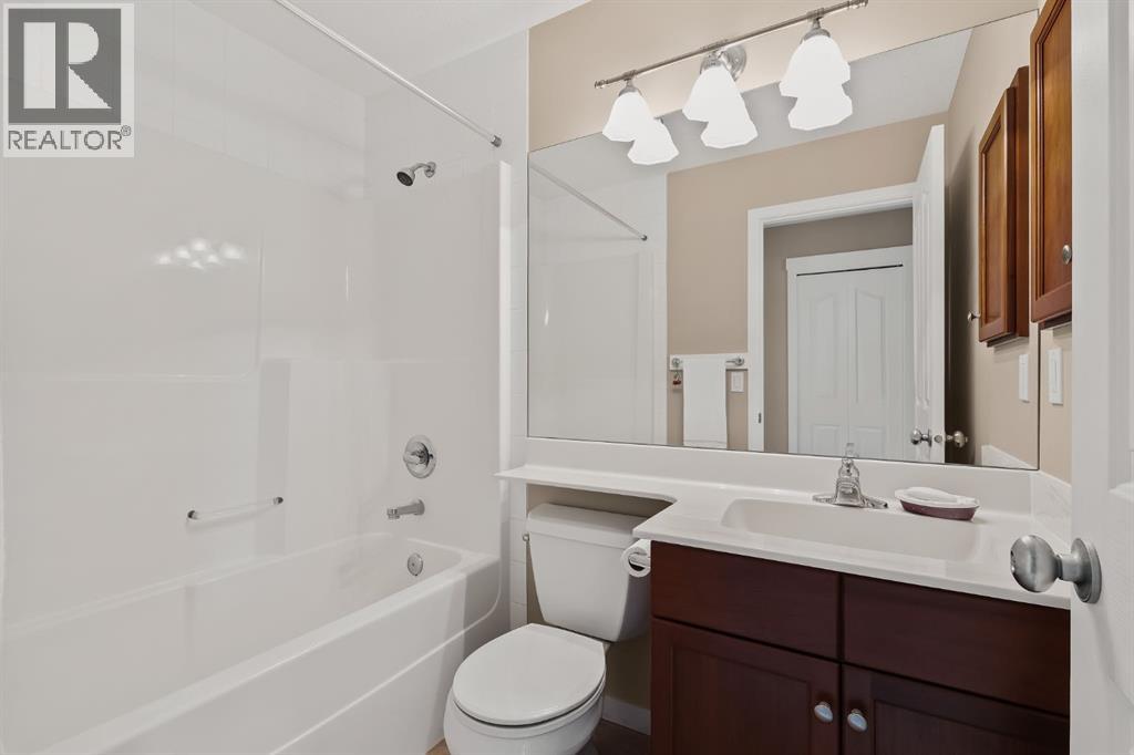 430 Discovery Ridge Boulevard SW, Calgary, Alberta  T3H 5T7 - Photo 28 - A2301240