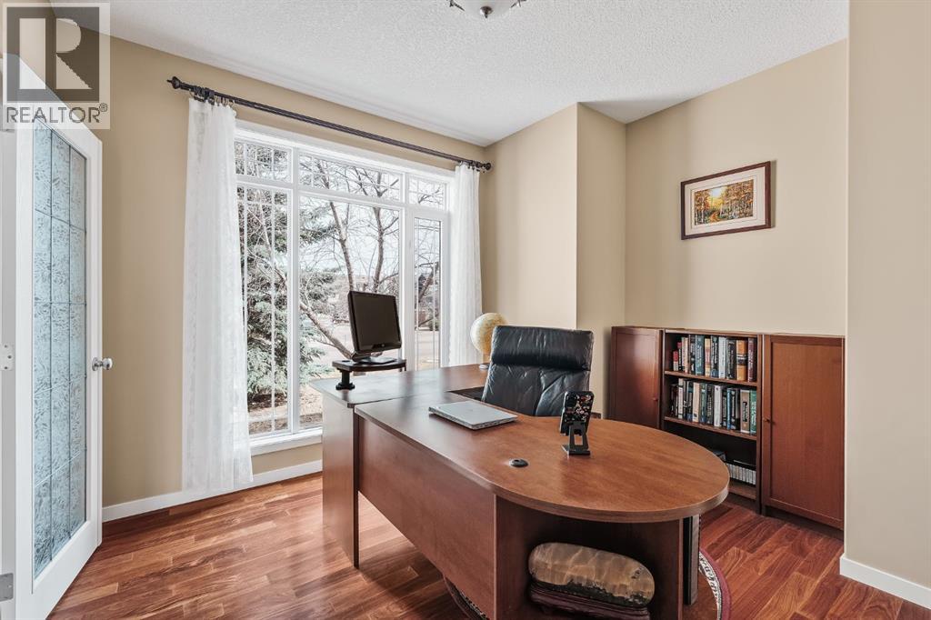 430 Discovery Ridge Boulevard SW, Calgary, Alberta  T3H 5T7 - Photo 15 - A2301240