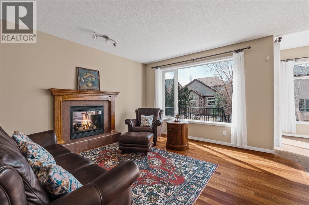 430 Discovery Ridge Boulevard SW, Calgary, Alberta  T3H 5T7 - Photo 5 - A2301240