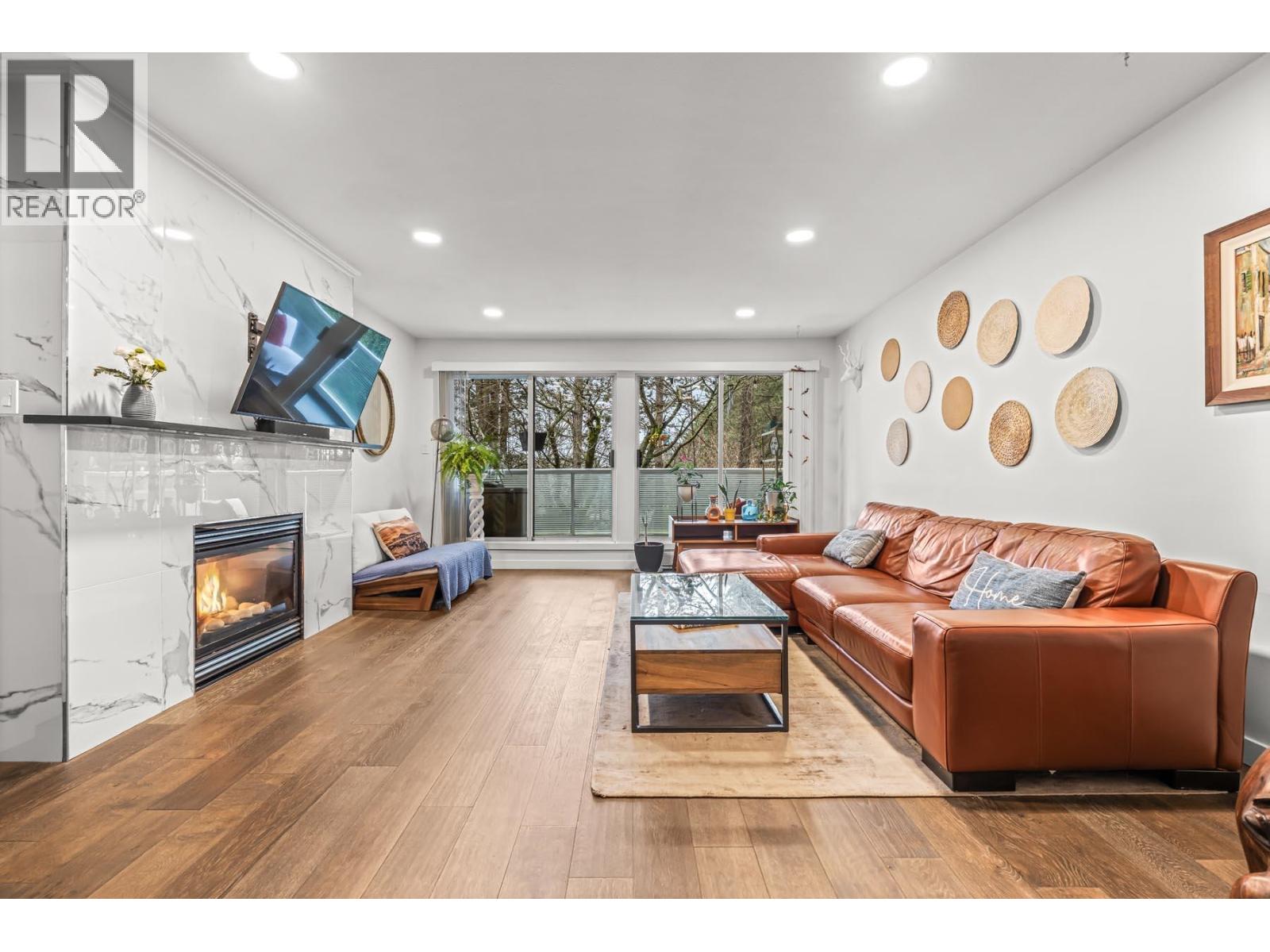 203 2733 ATLIN PLACE, Coquitlam, British Columbia