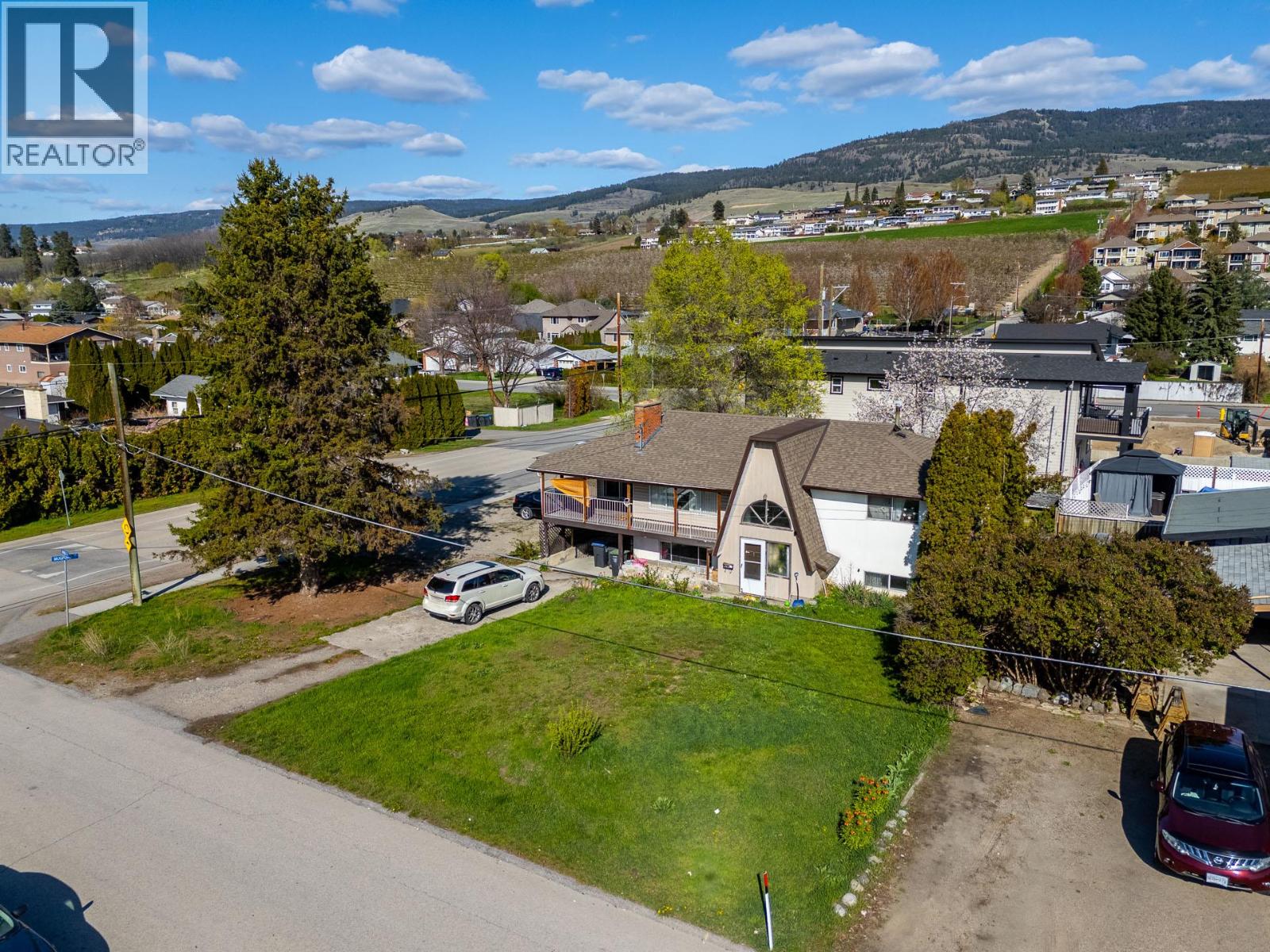 355 Mara Road, Kelowna, British Columbia