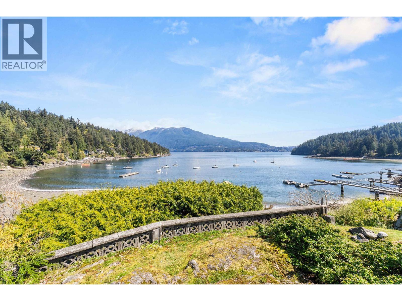 433 Senator Place, Bowen Island, British Columbia  V0N 1G1 - Photo 3 - R3113791