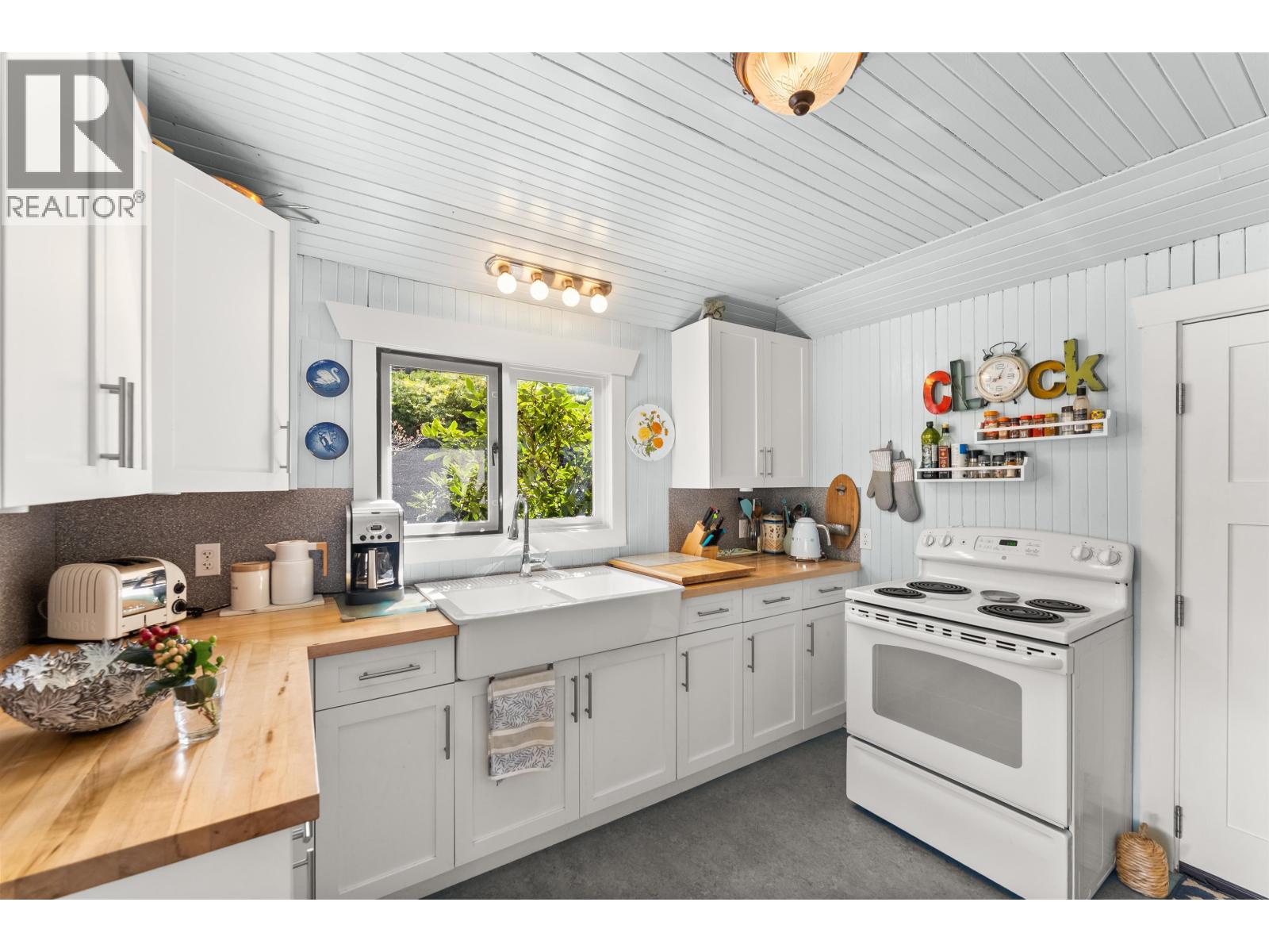 433 Senator Place, Bowen Island, British Columbia  V0N 1G1 - Photo 18 - R3113791