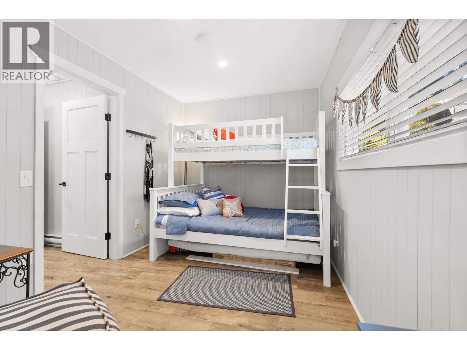 433 Senator Place, Bowen Island, British Columbia  V0N 1G1 - Photo 25 - R3113791