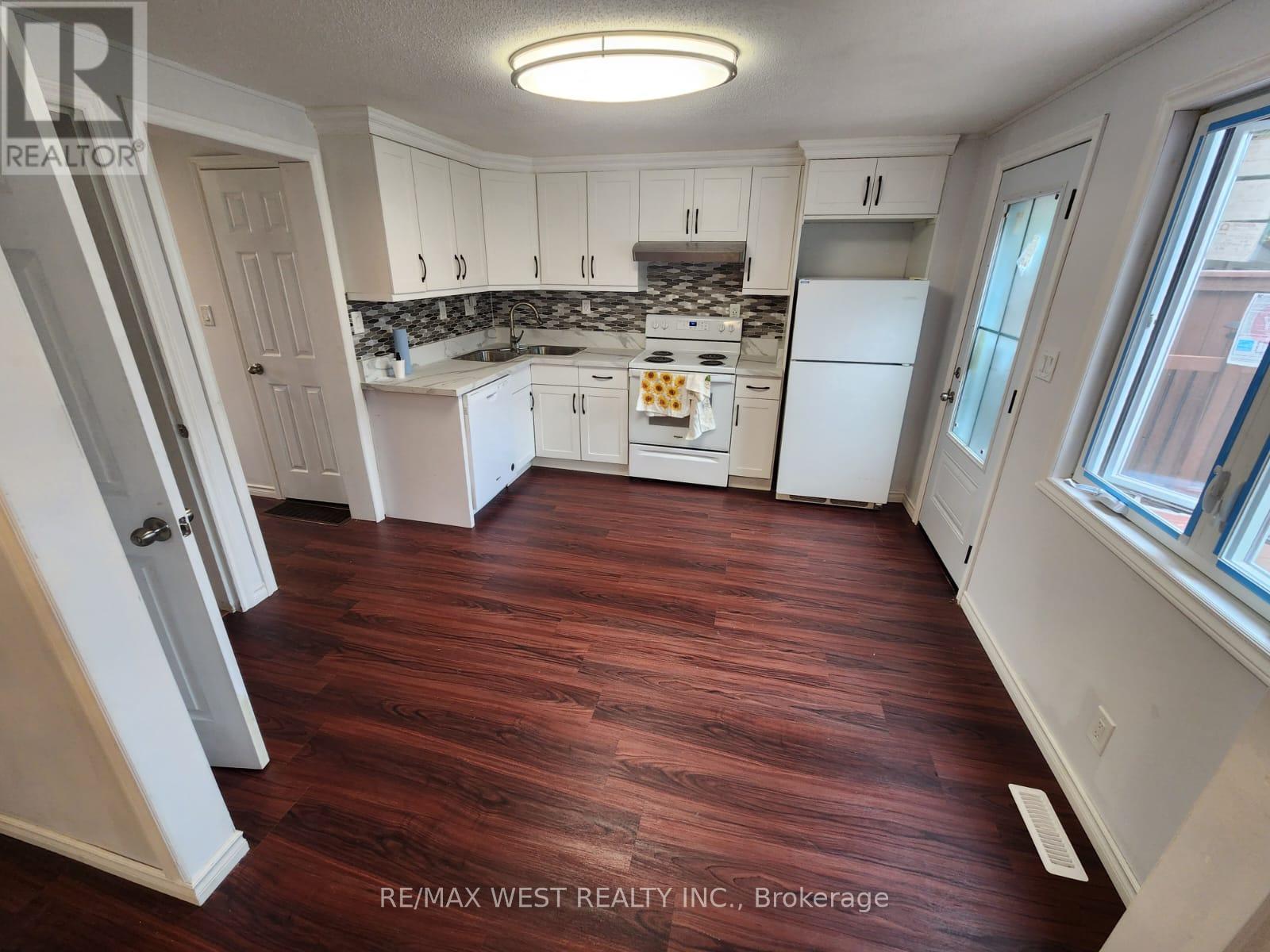 10658 Atwater Crescent, Windsor, Ontario  N8R 1N6 - Photo 12 - X13026880