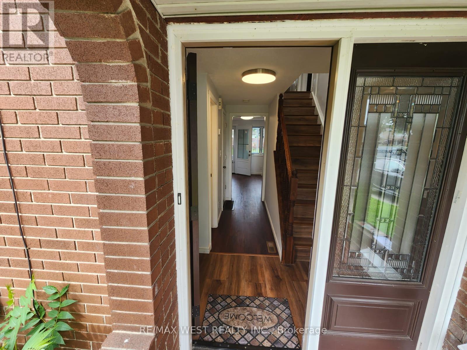 10658 Atwater Crescent, Windsor, Ontario  N8R 1N6 - Photo 4 - X13026880