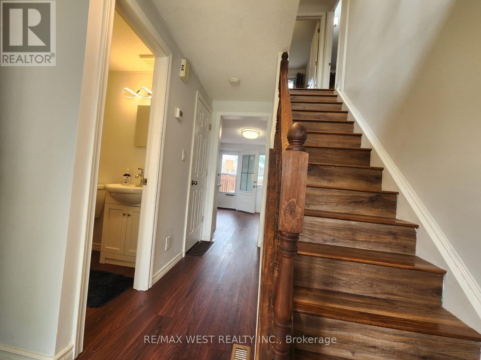 10658 Atwater Crescent, Windsor, Ontario  N8R 1N6 - Photo 7 - X13026880