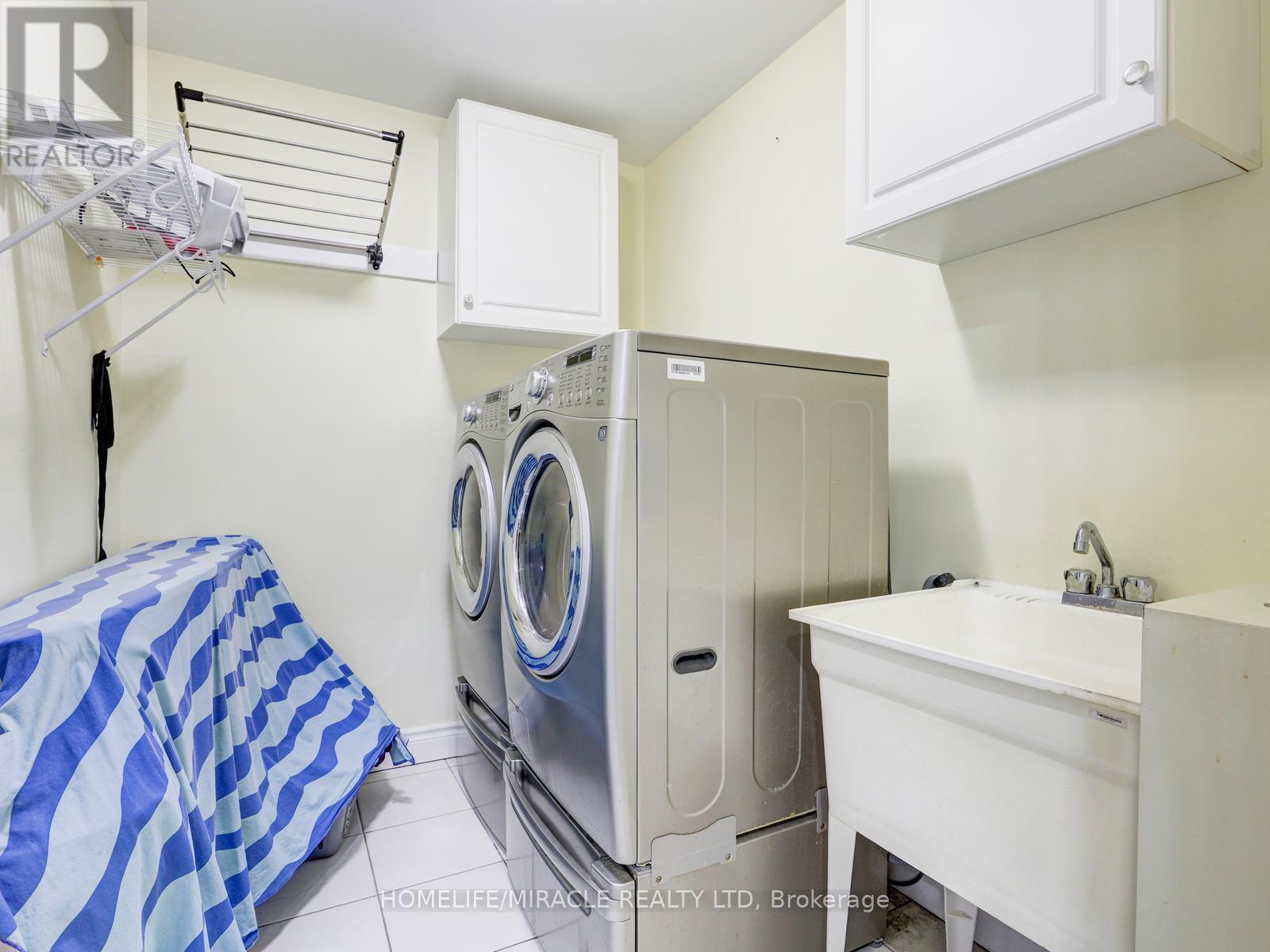 584 Pinery Trail, Waterloo, Ontario  N2V 2Y3 - Photo 28 - X13026904