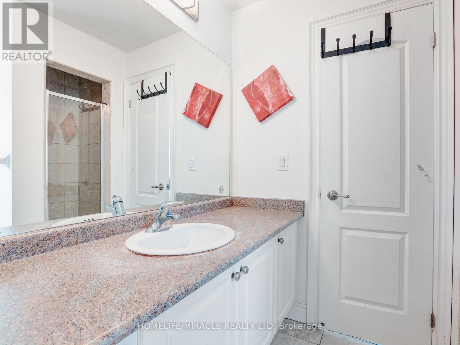 584 Pinery Trail, Waterloo, Ontario  N2V 2Y3 - Photo 31 - X13026904