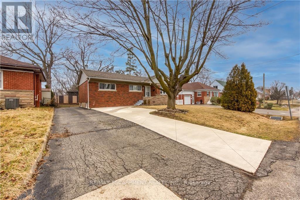 39 Bland Avenue, Hamilton, Ontario  L8G 3R2 - Photo 3 - X13026924