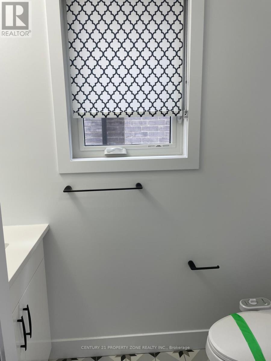 1652 Chelton Court N, London South, Ontario  N6M 0A2 - Photo 7 - X13026968