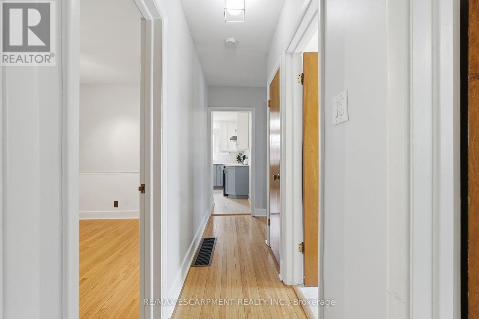 30 West 22nd Street, Hamilton, Ontario  L9C 4N3 - Photo 16 - X13027008