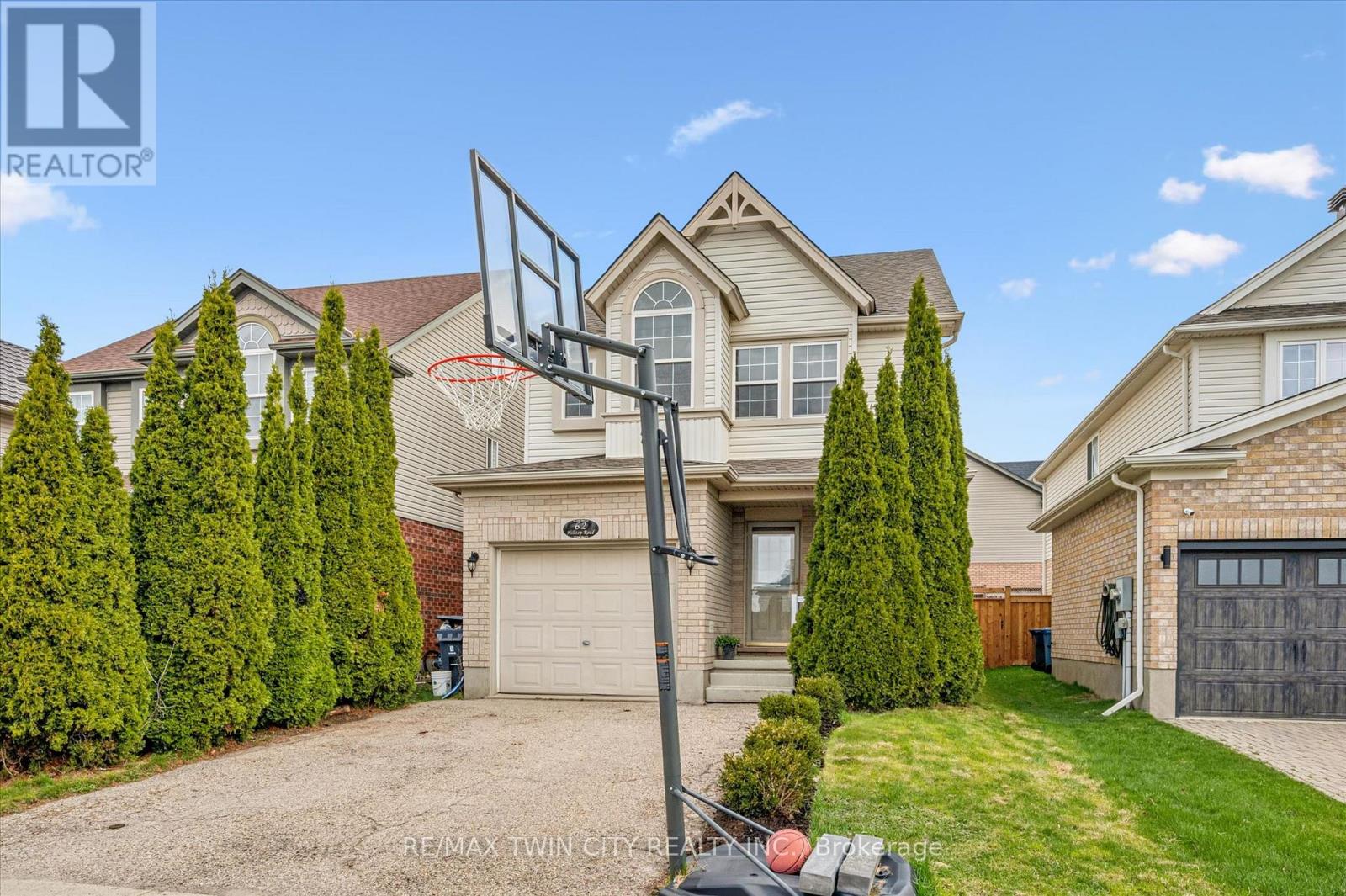 62 Hilltop Road, Guelph, Ontario  N1E 7L5 - Photo 2 - X13027046