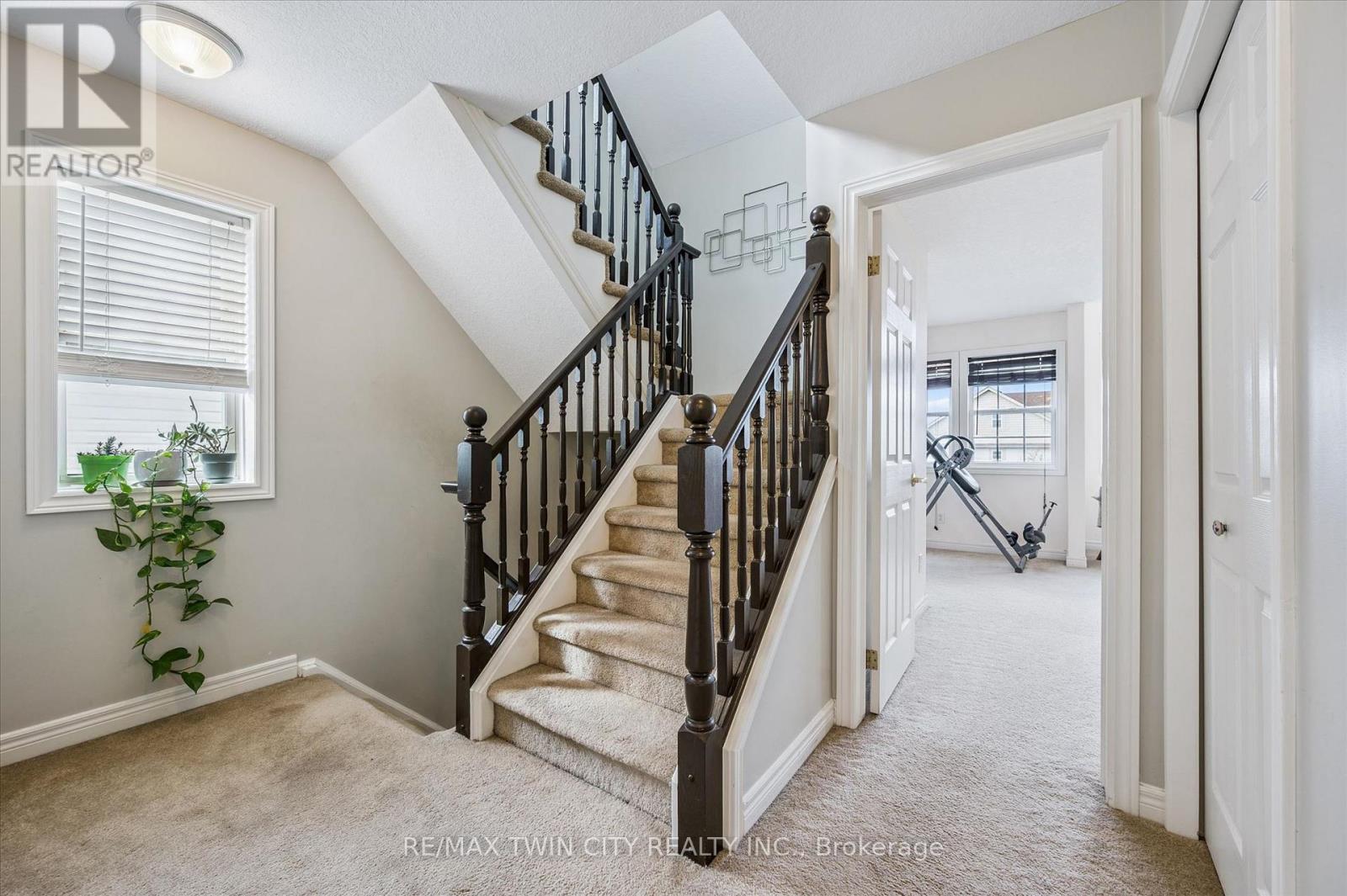 62 Hilltop Road, Guelph, Ontario  N1E 7L5 - Photo 24 - X13027046