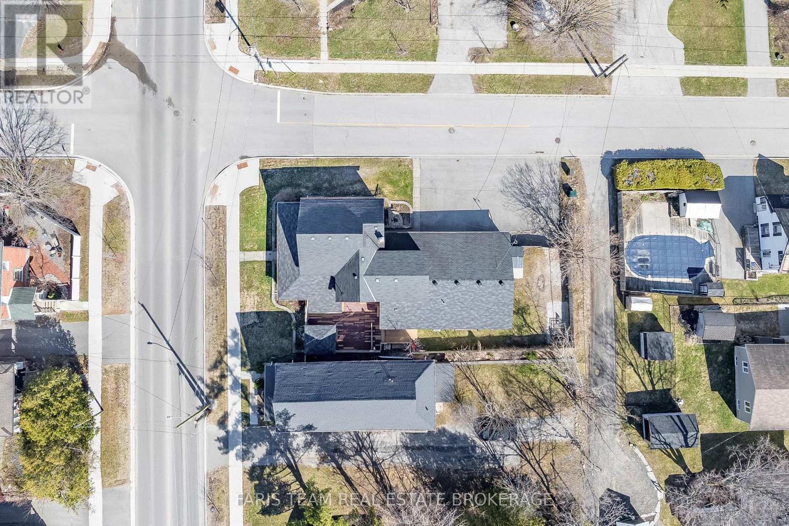 240 Laclie Street, Orillia, Ontario  L3V 4N6 - Photo 30 - S12894478