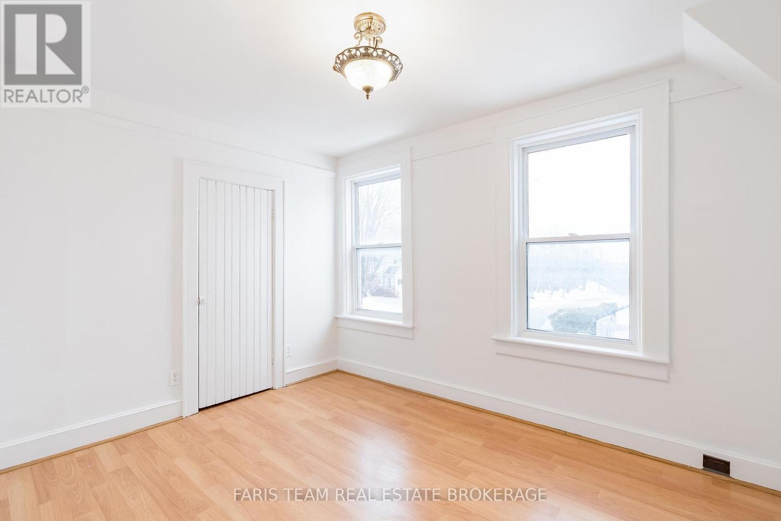 240 Laclie Street, Orillia, Ontario  L3V 4N6 - Photo 21 - S12894478