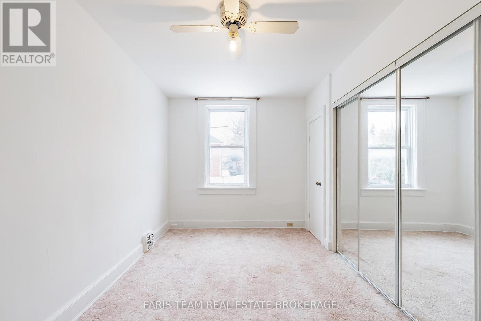 240 Laclie Street, Orillia, Ontario  L3V 4N6 - Photo 14 - S12894478