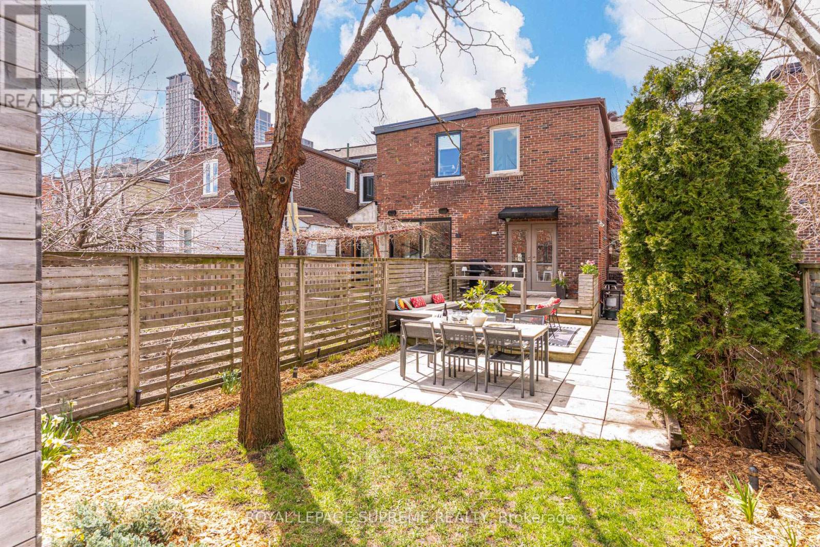 589 Gladstone Avenue, Toronto, Ontario  M6H 3J3 - Photo 41 - W13025638
