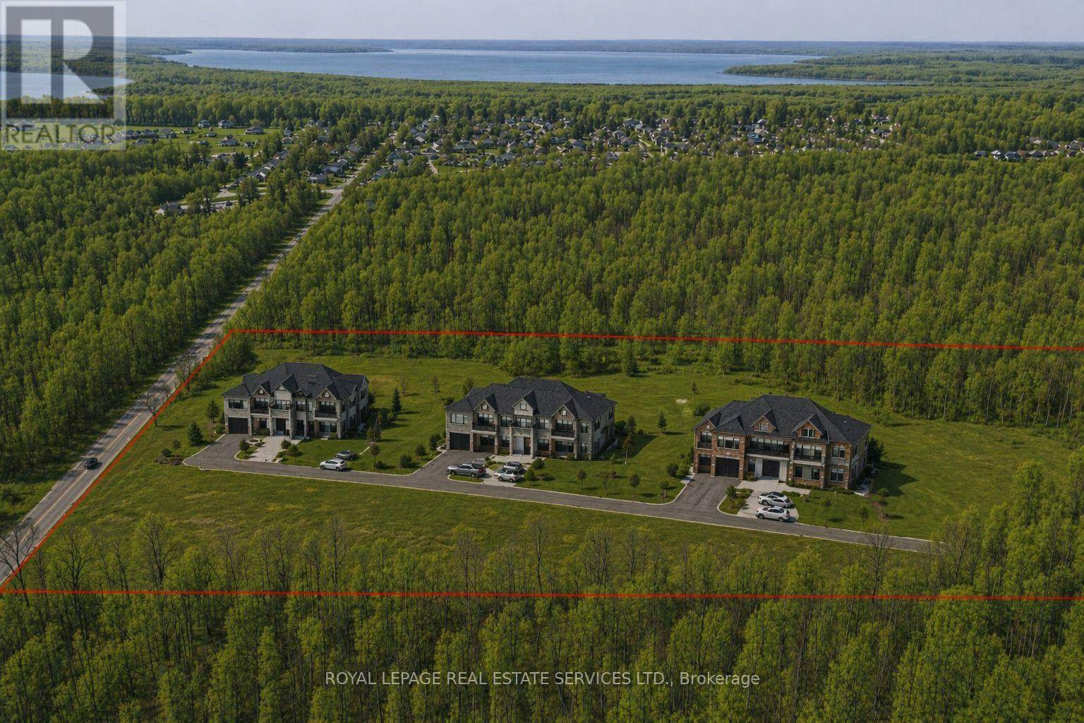 613 Helena Street, Fort Erie, Ontario  L2A 4K2 - Photo 3 - X12754040