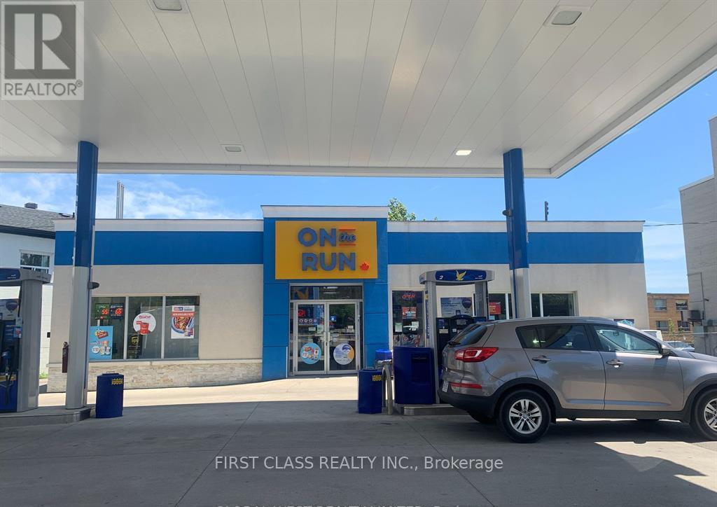 1837 Main Street W, Hamilton, Ontario  L8S 1H6 - Photo 2 - X13026780