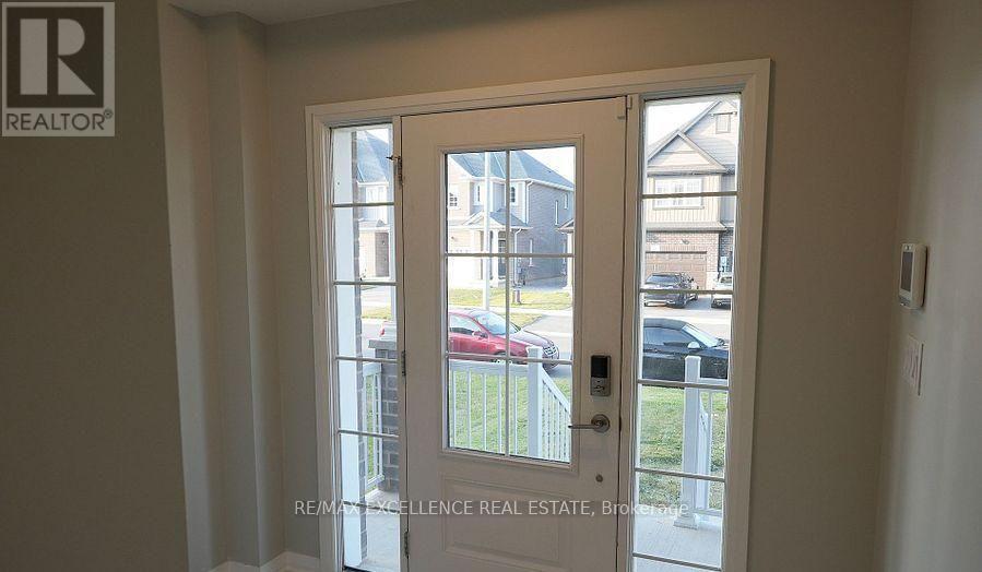 22 Bur Oak Drive, Thorold, Ontario  L2V 0L9 - Photo 3 - X13022822