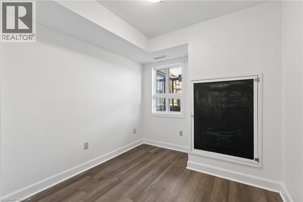 15 Hofstetter Avenue Unit# 106, Kitchener, Ontario  N2A 3Z7 - Photo 12 - 40822927