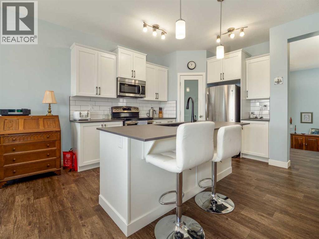 514 Mary Cameron Crescent N, Lethbridge, Alberta  T1H 6V6 - Photo 6 - A2290426