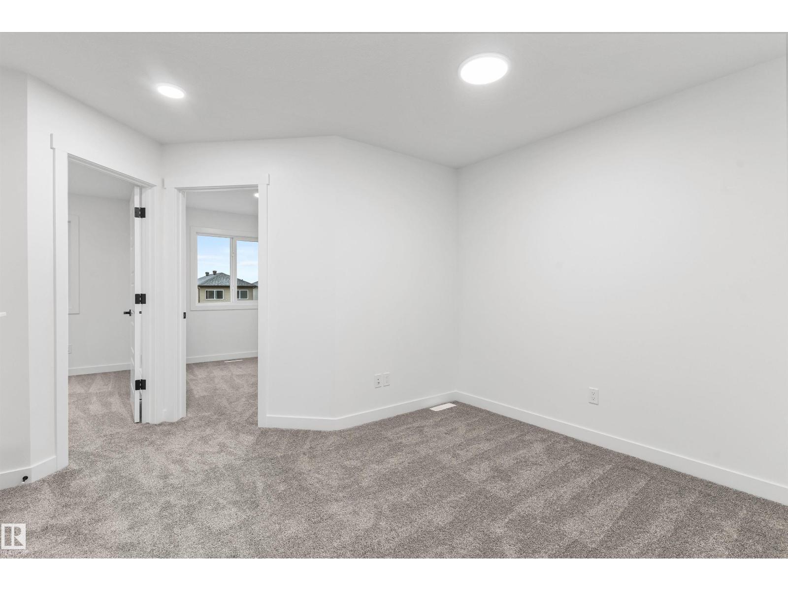 1052 14 Av NW, Edmonton, Alberta  T6T 2W7 - Photo 23 - E4477566