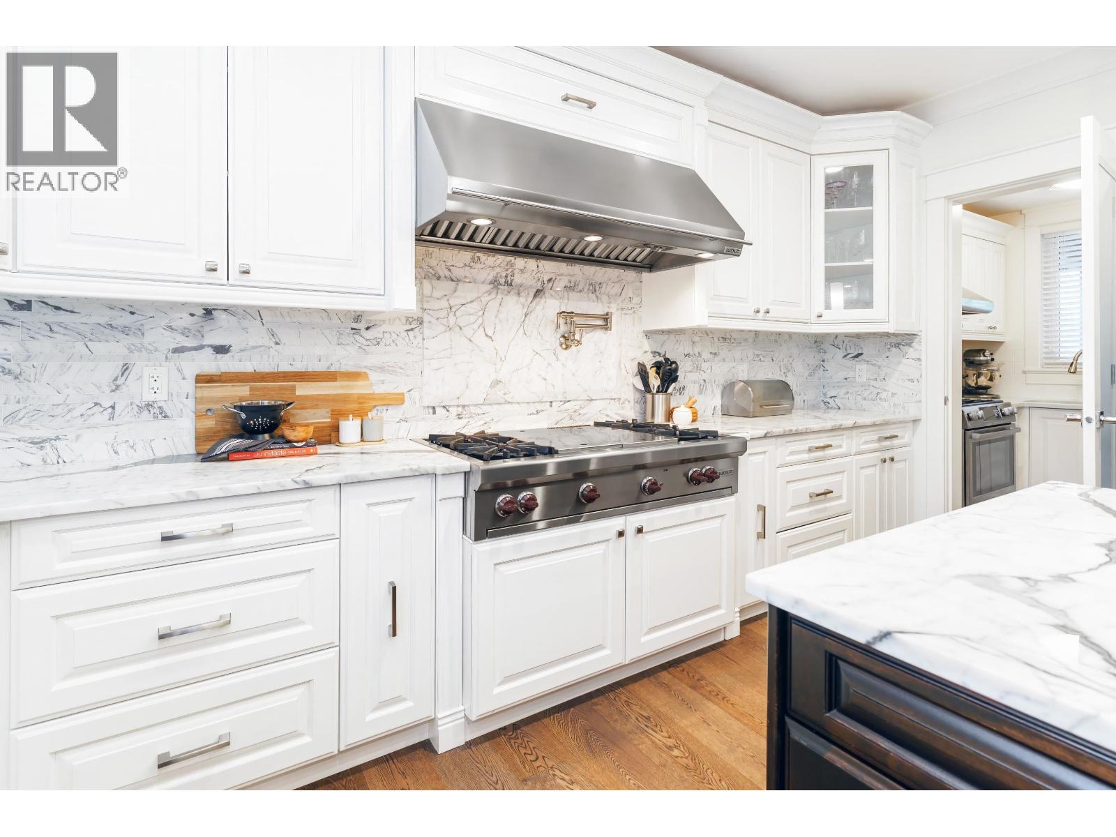 841 Rochester Avenue, Coquitlam, British Columbia  V3K 2W4 - Photo 8 - R3113655