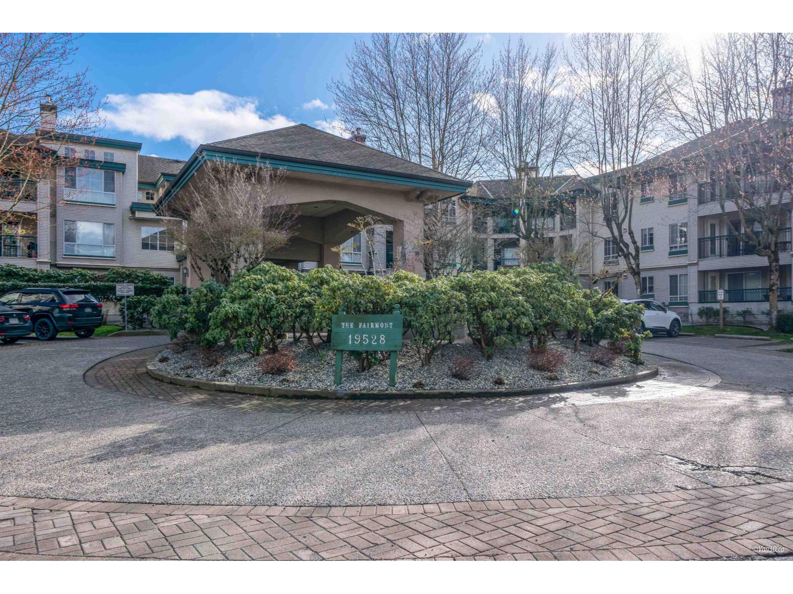 204 19528 FRASER HIGHWAY, Surrey, British Columbia