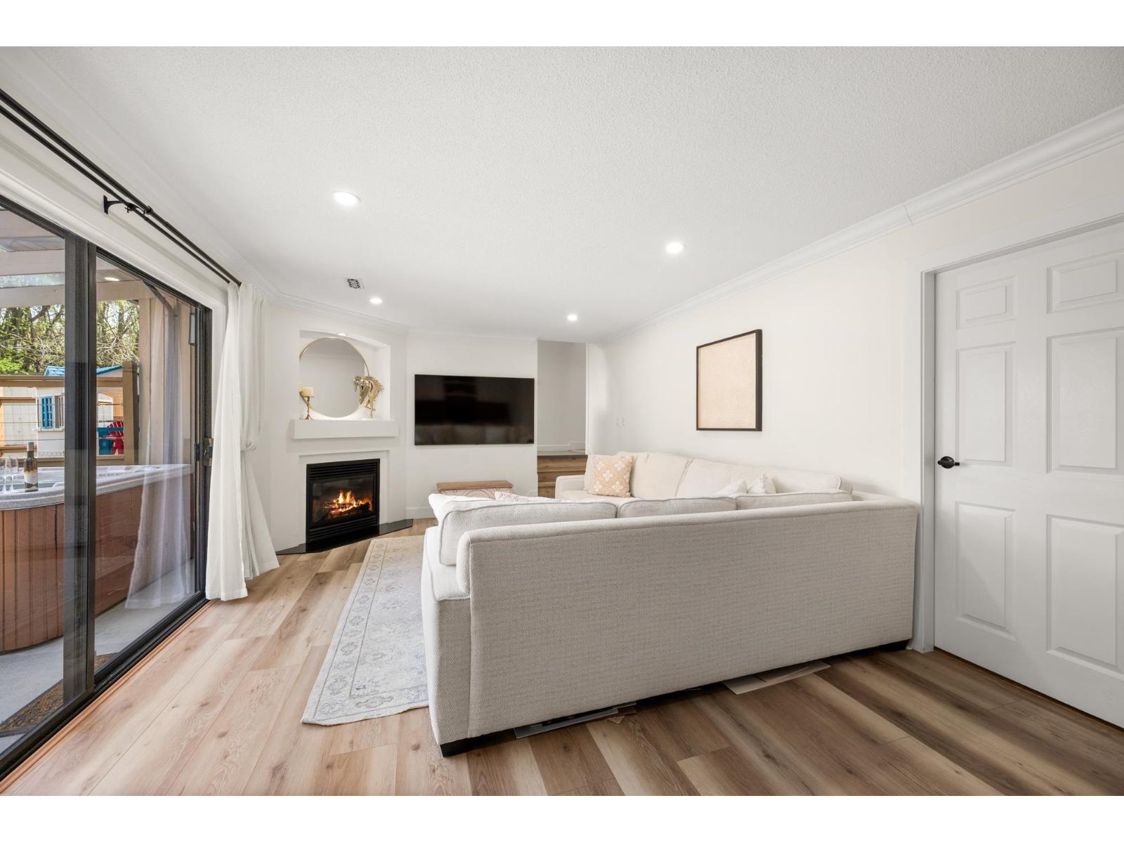 11473 Royal Crescent, Surrey, British Columbia  V3V 6V5 - Photo 13 - R3113490