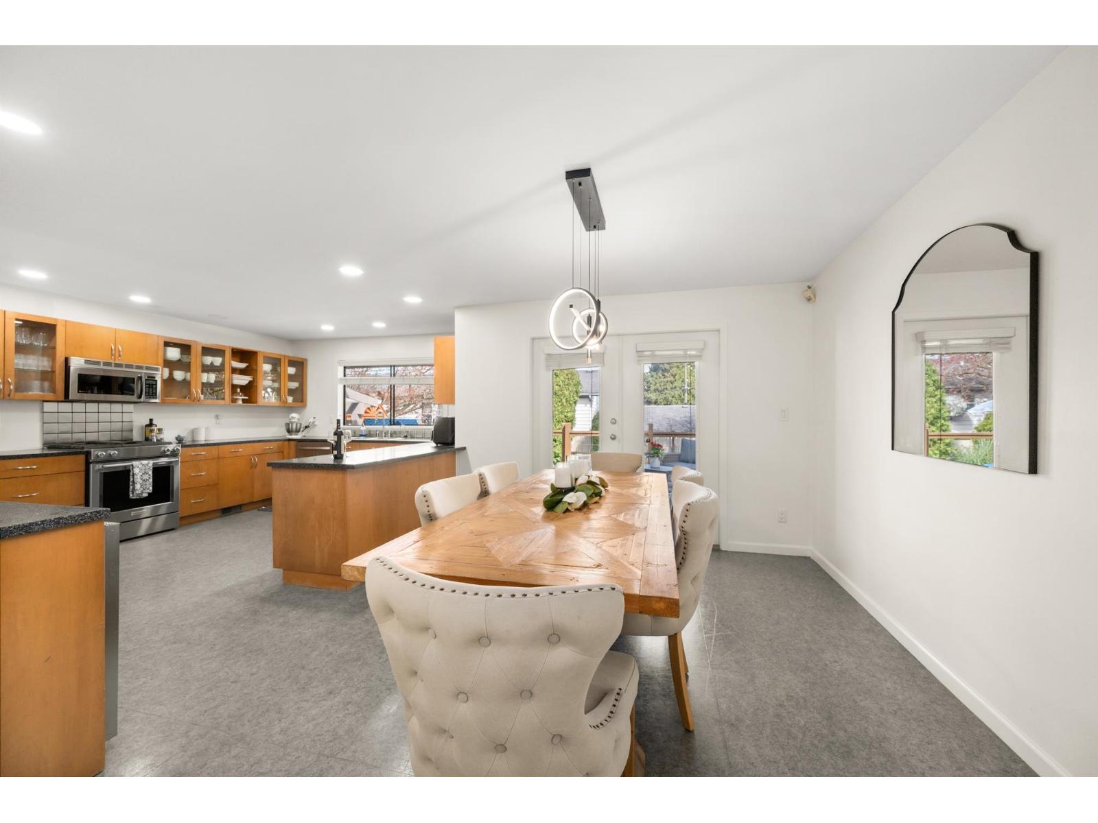 11473 Royal Crescent, Surrey, British Columbia  V3V 6V5 - Photo 5 - R3113490